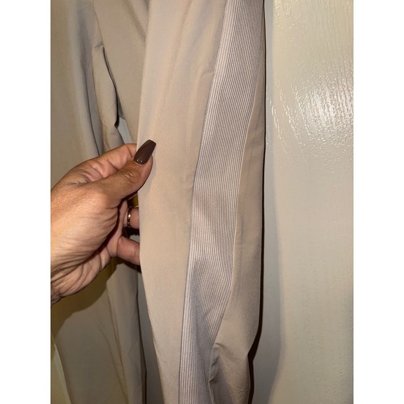 Athleta, Brooklyn ankle pants, beige size small - Picture 6 of 9